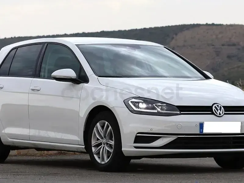 Usado VW Golf VII Advance 115 CV (84 kW) 2018 Blanco Berlina