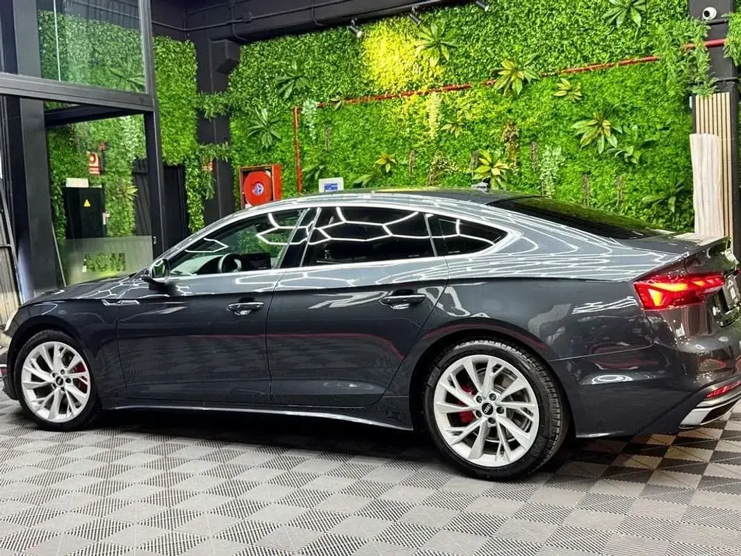 Usado Audi A5 Sportback Advanced Plus 150 CV (110 kW) 2022 Gris Utilitario