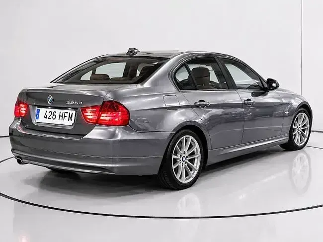 Usado BMW 120 Efficient Dynamics 163 CV (119 kW) 2011 Gris Utilitario