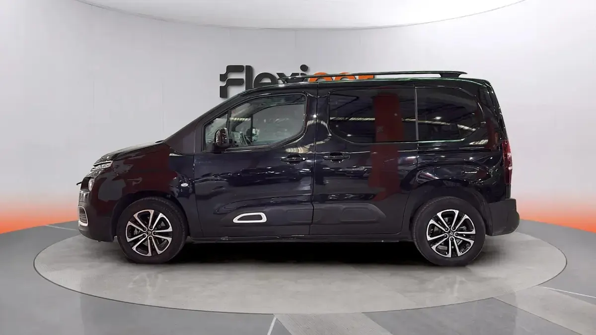 Usado Citroën Berlingo Feel 102 CV (75 kW) 2019 Negro Monovolumen