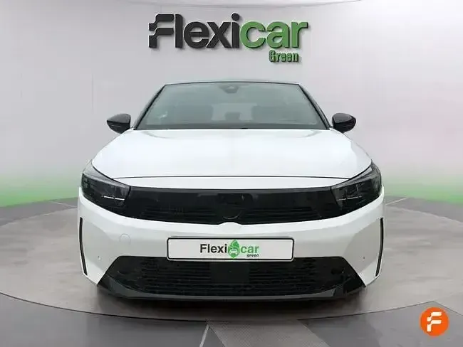 Usado Opel Corsa 100 CV (73 kW) 2024 Blanco Utilitario