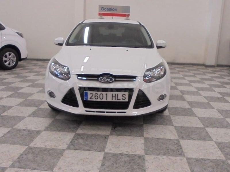 Usado Ford Focus Sport 125 CV (91 kW) 2012 Blanco Berlina