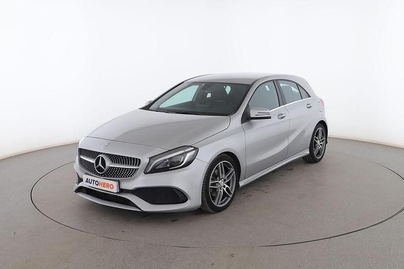 Gris Usado 2017 Mercedes A200 AMG Utilitario | 20.199 € (Un poco caro) - Imagen 1/3