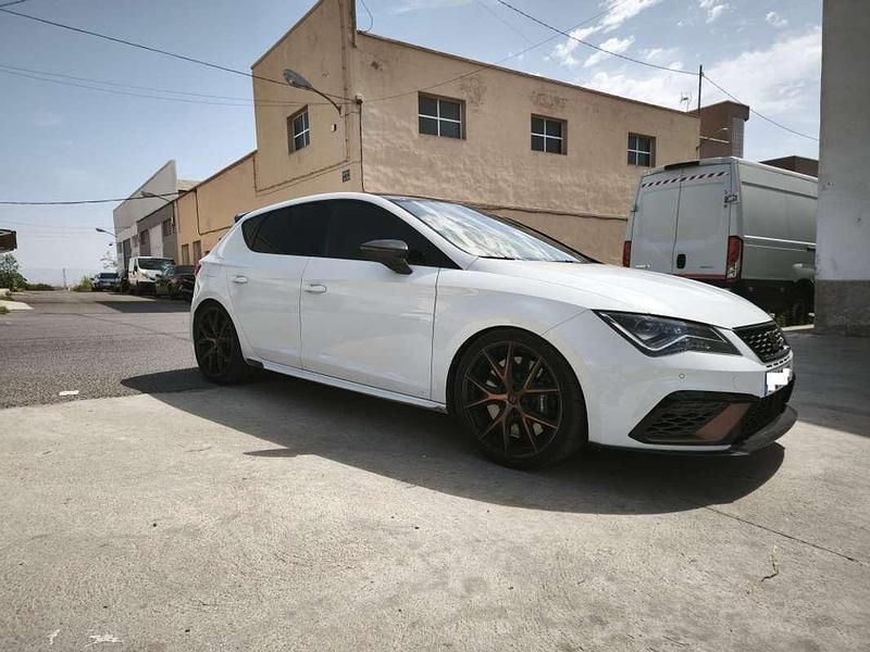 Blanco Usado 2020 Cupra Leon Utilitario | 31.300 € (Caro) - Imagen 1/4