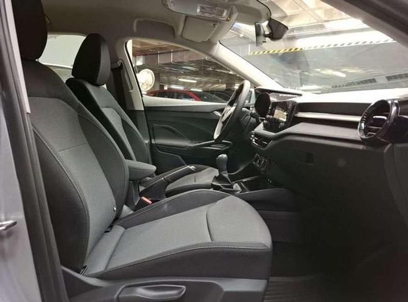 Usado Skoda Fabia Selection 95 CV (69 kW) 2025 Blanco Utilitario