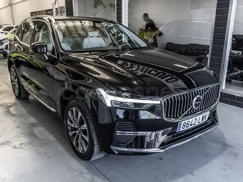 Usado Volvo XC60 Ultimate 197 CV (144 kW) 2022 Negro SUV