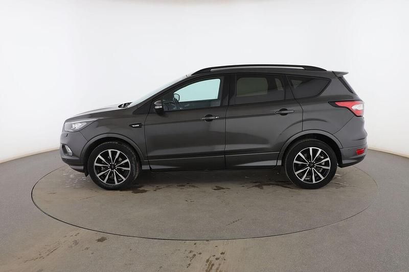 Usado Ford Kuga ST-Line 120 CV (88 kW) 2018 Gris SUV