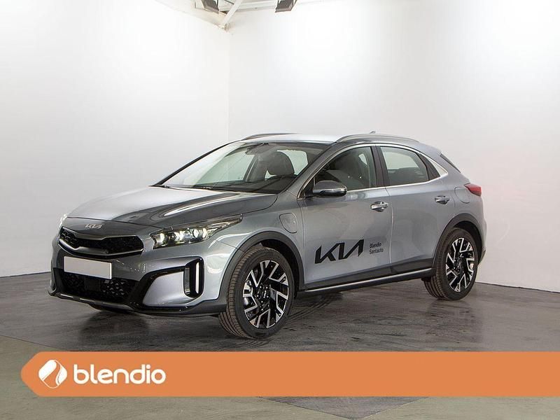 Usado Kia XCeed 160 CV (117 kW) 2023 Gris SUV