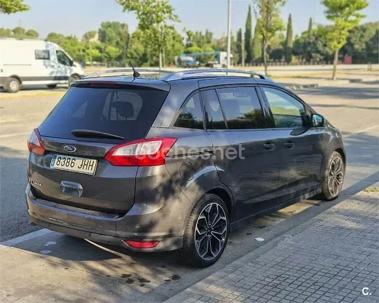 Usado Ford Grand C-Max Titanium 120 CV (88 kW) 2015 Negro Monovolumen