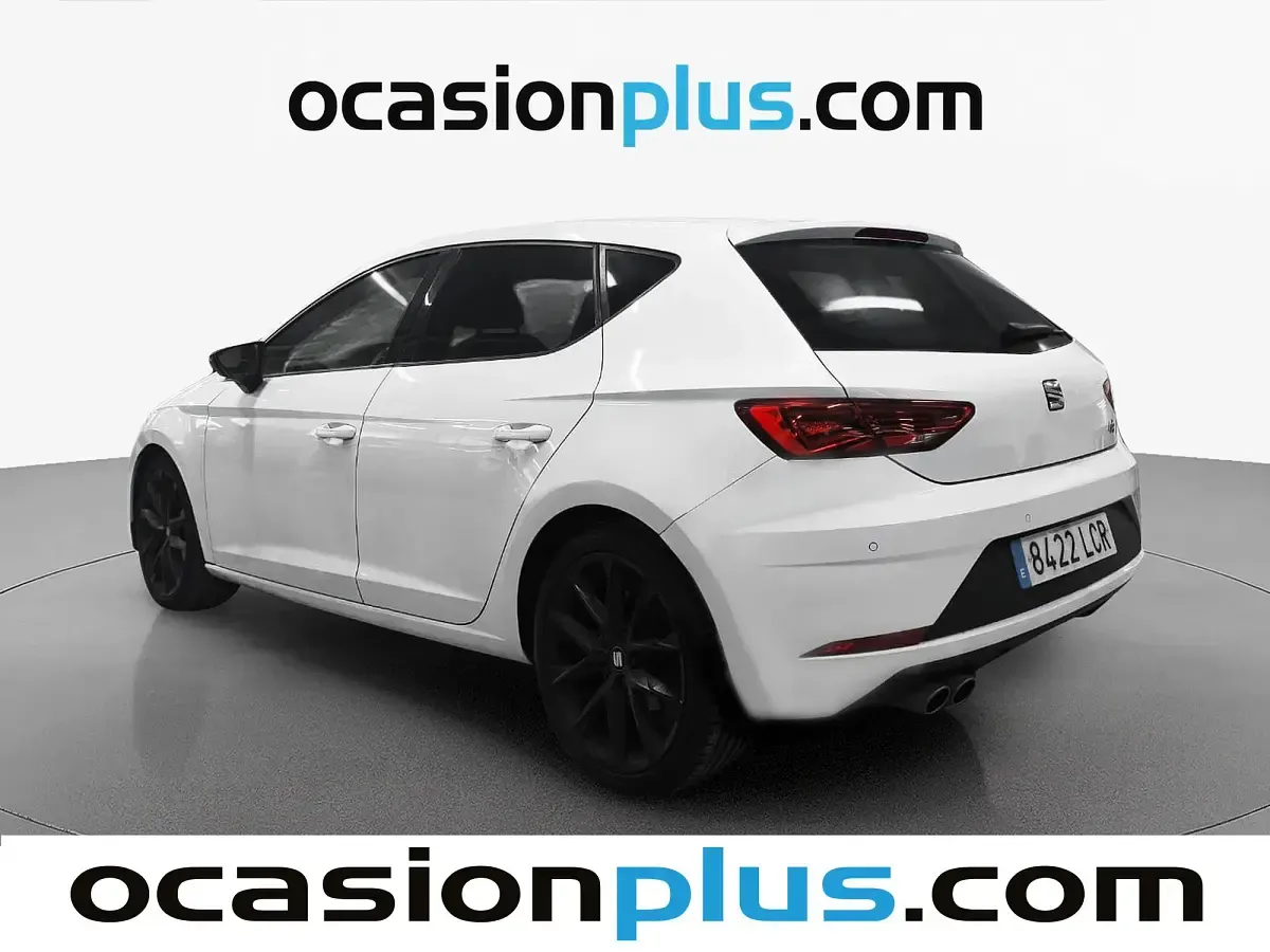 Usado Seat Leon FR 150 CV (110 kW) 2019 Blanco Utilitario