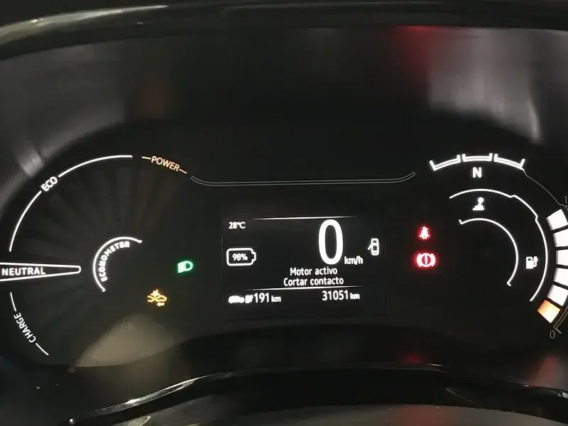 Usado Dacia Spring Business 33 kW (45 CV) 2023 Blanco Utilitario