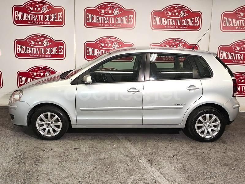 Usado VW Polo United 80 CV (58 kW) 2009 Gris / plata Berlina