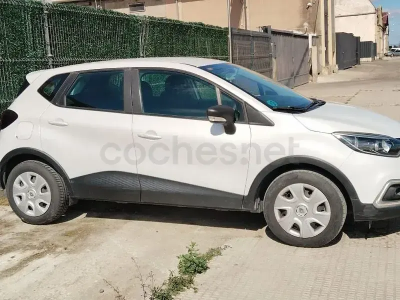 Usado Renault Captur Life 90 CV (66 kW) 2019 Blanco SUV