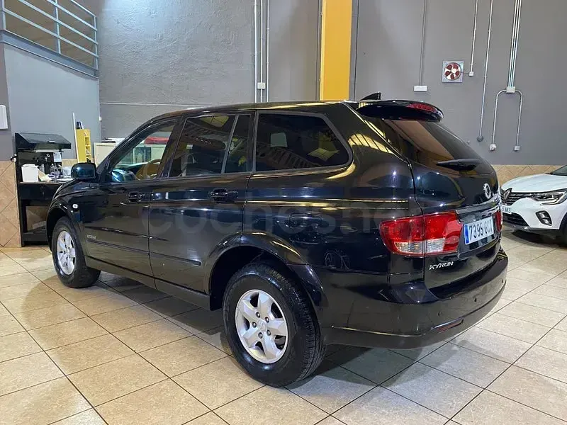 Usado SsangYong Kyron 141 CV (103 kW) 2008 Negro SUV