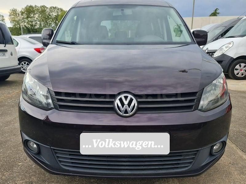 Usado VW Caddy Comfortline 102 CV (75 kW) 2013 Violeta / lila Monovolumen