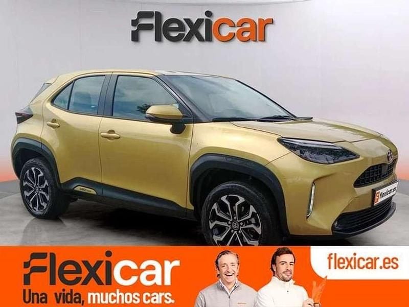Amarillo Usado 2024 Toyota Yaris Cross Active SUV | 23.990 € (Precio justo) - Imagen 1/4