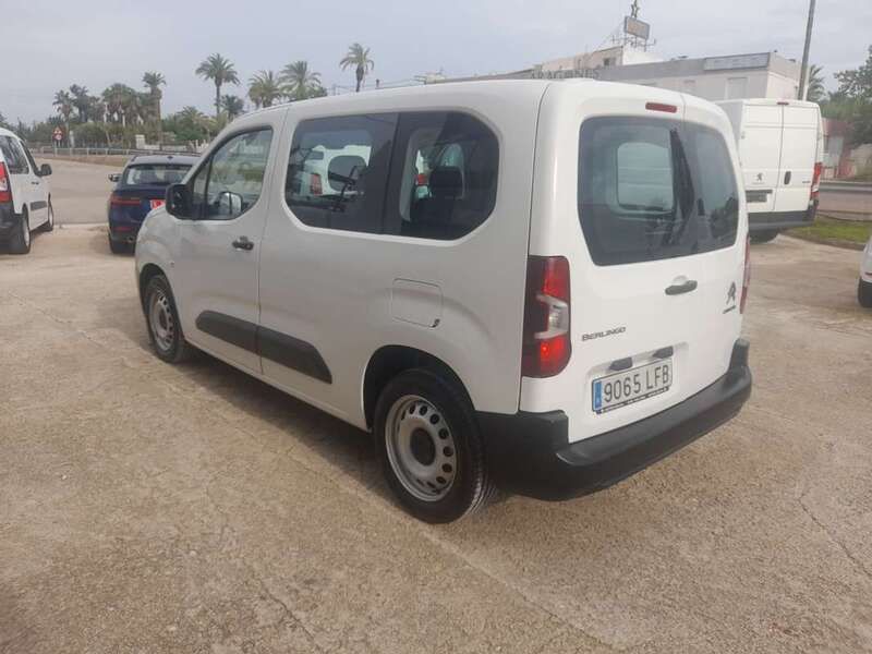 Usado Citroën Berlingo Live 102 CV (75 kW) 2020 Blanco Monovolumen