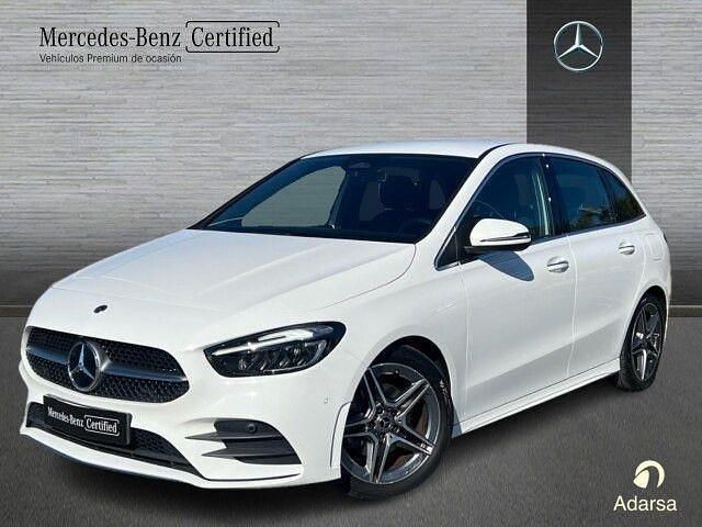 Usado Mercedes B200 AMG line 150 CV (110 kW) 2025 Blanco polar Monovolumen