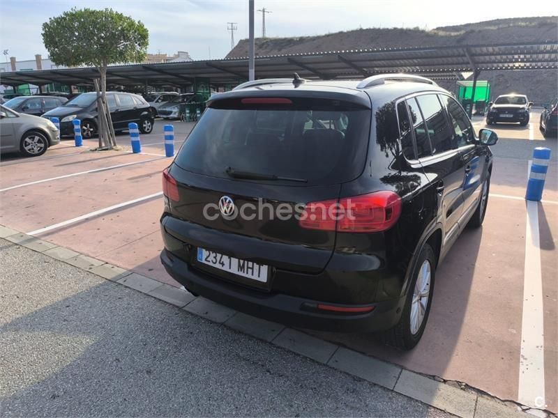 Negro Usado 2013 VW Tiguan SUV | 9800 € (Precio justo) - Imagen 1/4