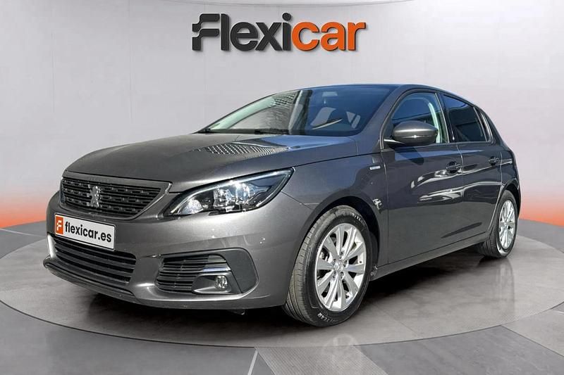 Usado Peugeot 308 Style 131 CV (96 kW) 2020 Gris Berlina