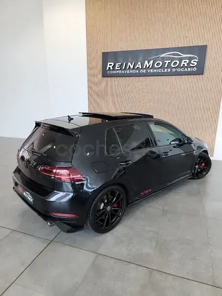 Usado VW Golf VII GTI 290 CV (213 kW) 2020 Negro Berlina