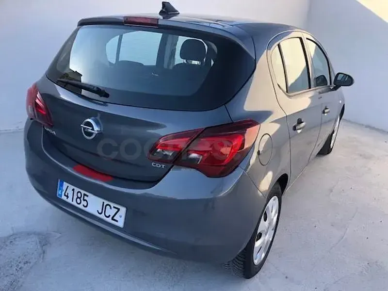 Usado Opel Corsa Selective 75 CV (55 kW) 2015 Gris / plata Utilitario