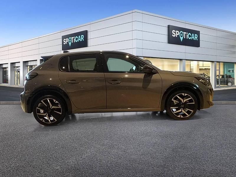 Usado Peugeot 208 GT 100 CV (73 kW) 2024 Gris Utilitario