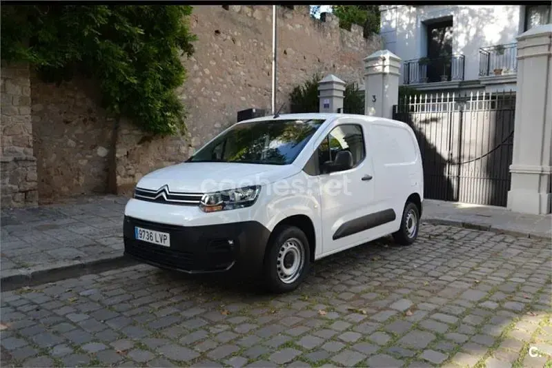 Usado Citroën e-Berlingo Feel 102 CV (75 kW) 2021 Blanco Monovolumen
