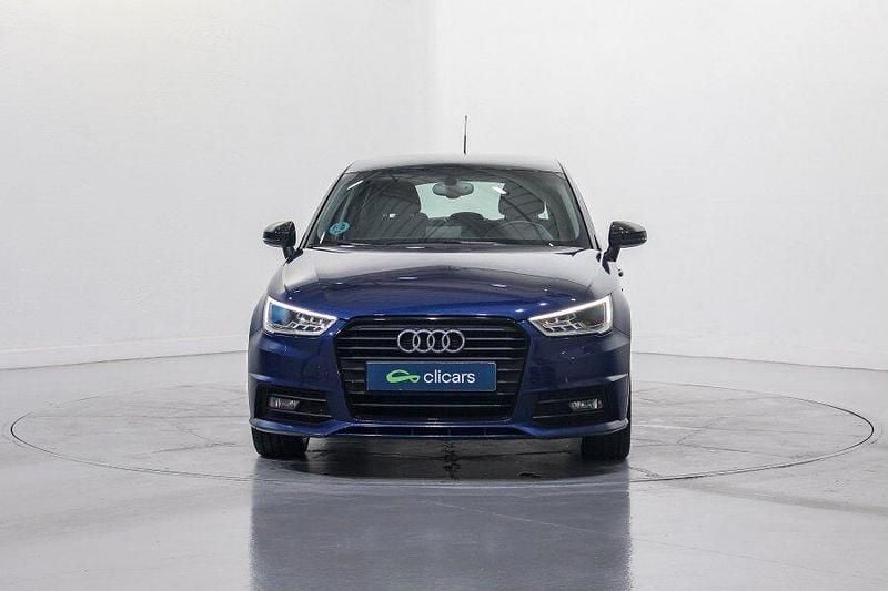 Usado Audi A1 Sportback Attraction 116 CV (85 kW) 2018 Azul Utilitario