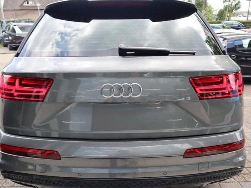 Usado Audi Q7 S-Line 272 CV (200 kW) 2017 Gris / plata SUV
