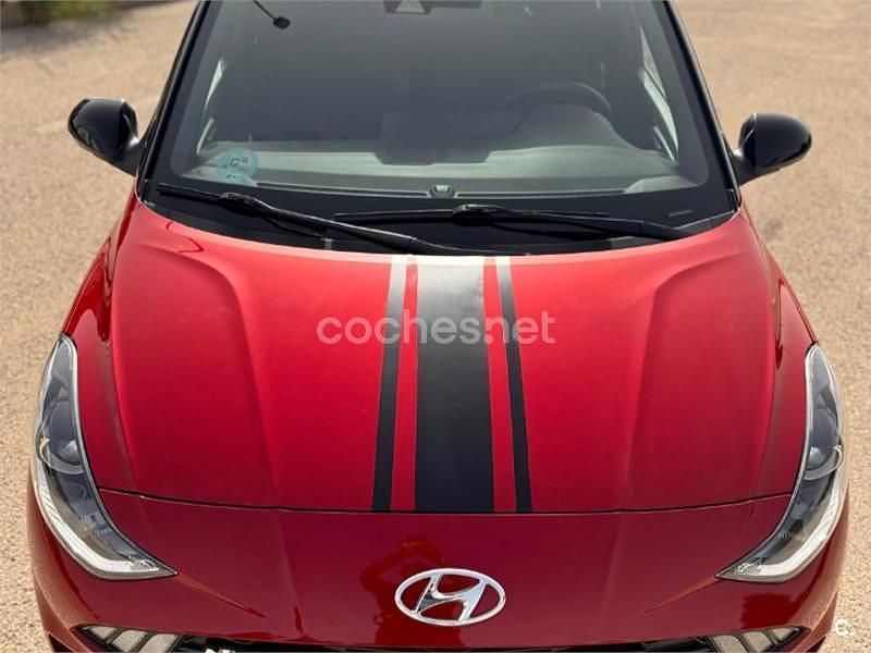 Usado Hyundai i10 N Line 100 CV (73 kW) 2022 Granate Utilitario