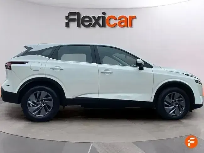 Usado Nissan Qashqai Acenta 158 CV (116 kW) 2022 Blanco SUV