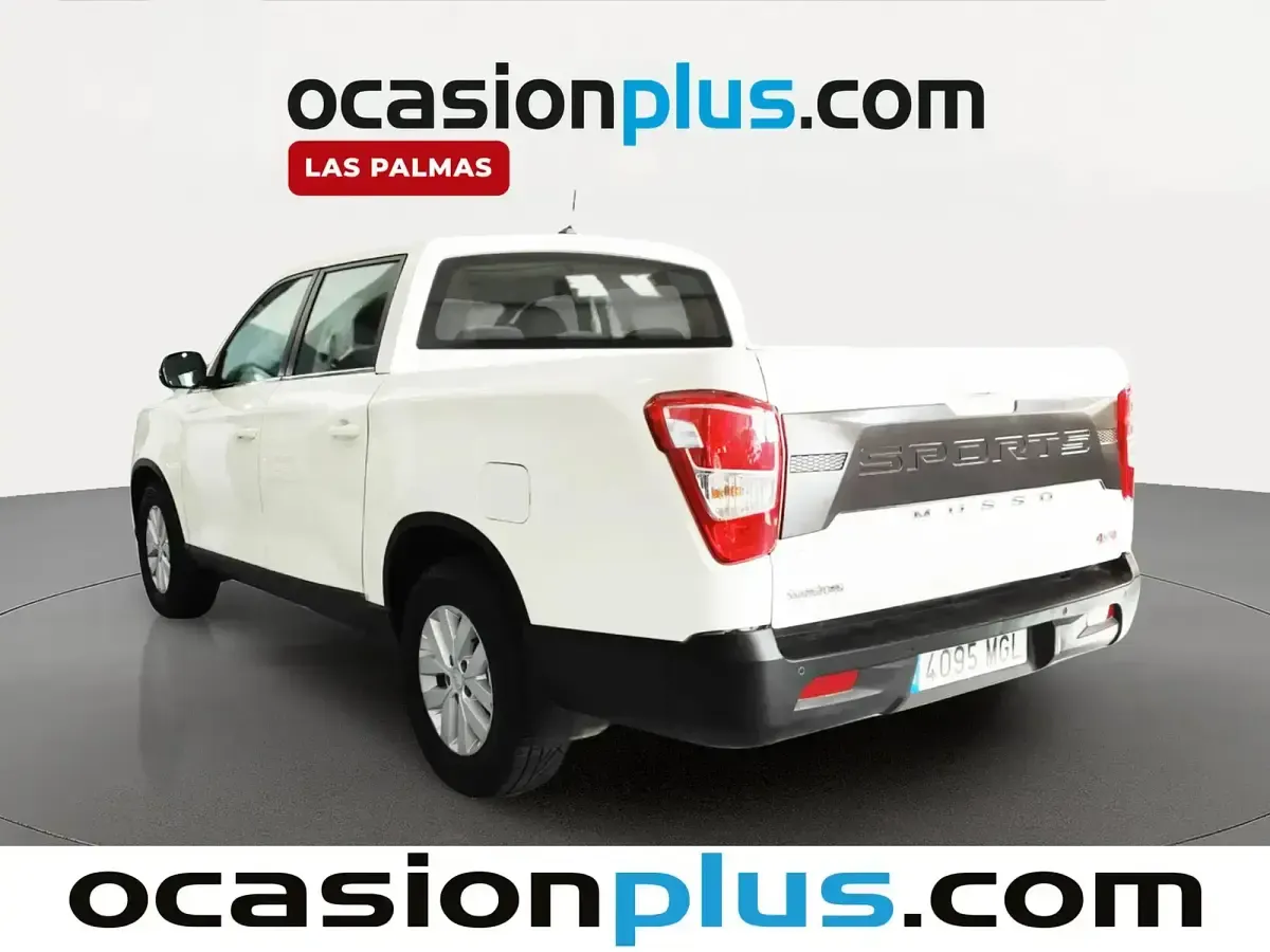 Usado SsangYong Musso 202 CV (148 kW) 2023 Blanco Pickup/Camioneta