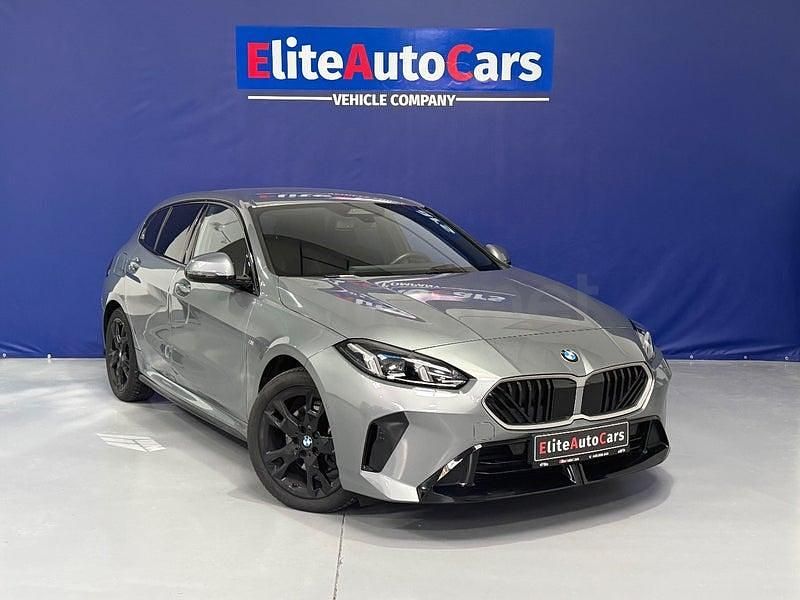 Usado BMW 120 Comfort Edition 170 CV (125 kW) 2025 Gris / plata Utilitario