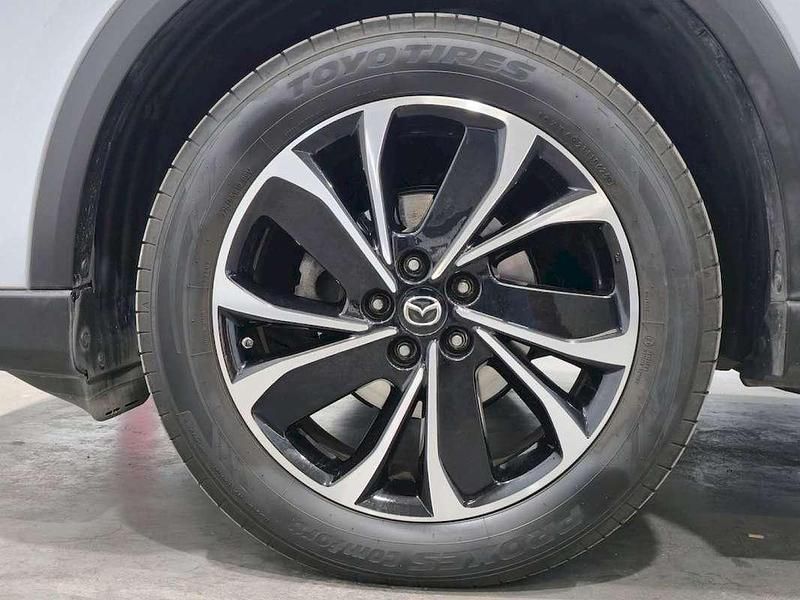 Usado Mazda CX-5 Center-Line 165 CV (121 kW) 2023 Plateado SUV