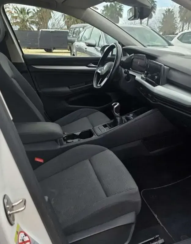 Usado VW Golf VIII 116 CV (85 kW) 2021 Blanco Utilitario