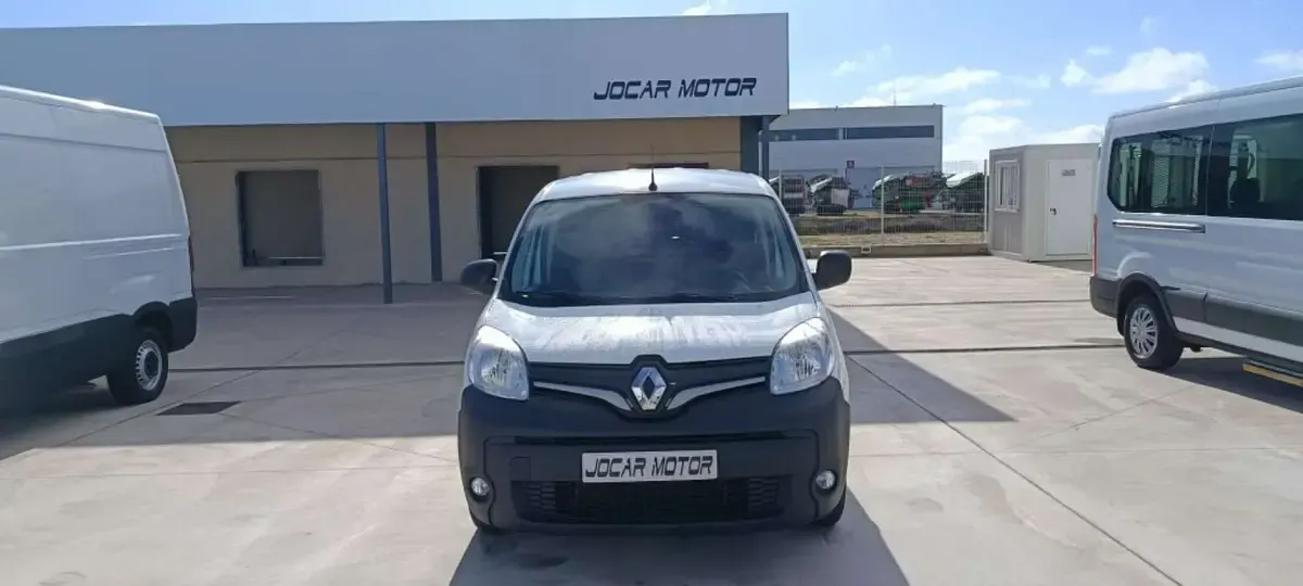 Usado Renault Kangoo 95 CV (69 kW) 2021 Blanco Monovolumen