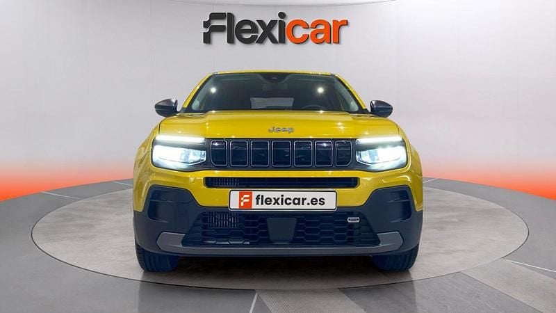 Begagnad Jeep Avenger Longitude 101 HK (74 kW) 2023 Gul SUV