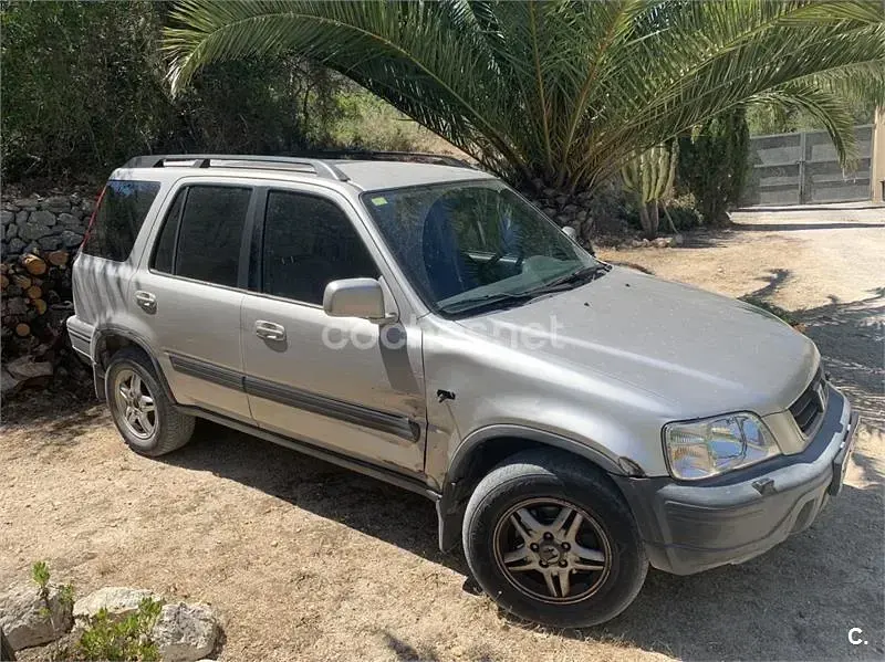 Usado Honda CR-V 128 CV (94 kW) 1998 Gris / plata SUV