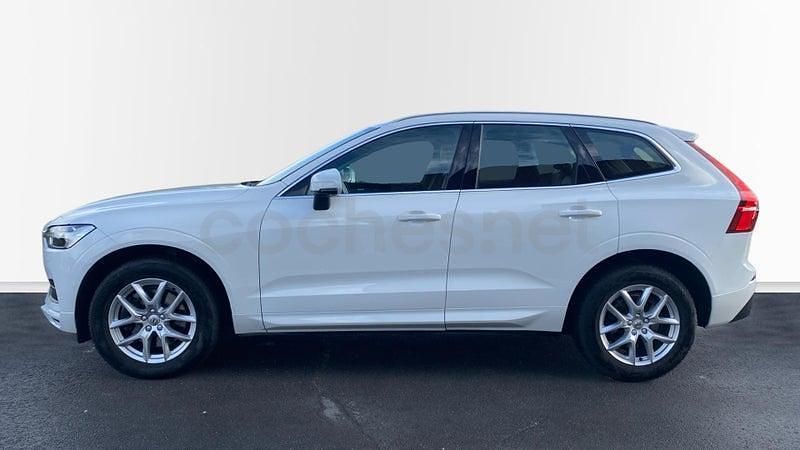 Usado Volvo XC60 Momentum 190 CV (139 kW) 2019 Blanco SUV
