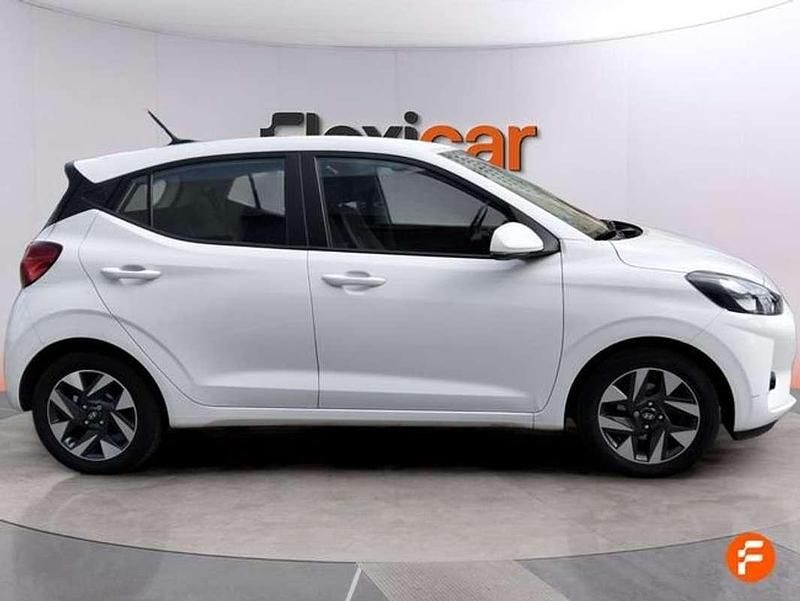 Usado Hyundai i10 67 CV (49 kW) 2023 Blanco Utilitario