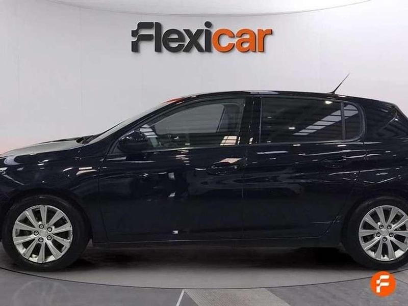 Usado Peugeot 308 SW Allure 131 CV (96 kW) 2020 Azul Familiar