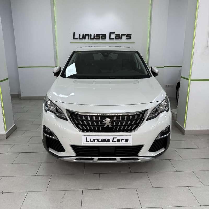 Usado Peugeot 3008 Active 131 CV (96 kW) 2018 Blanco SUV