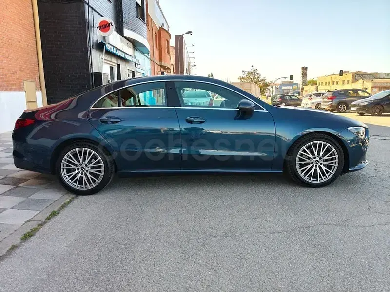 Usado Mercedes CLA220 190 CV (139 kW) 2022 Azul Berlina