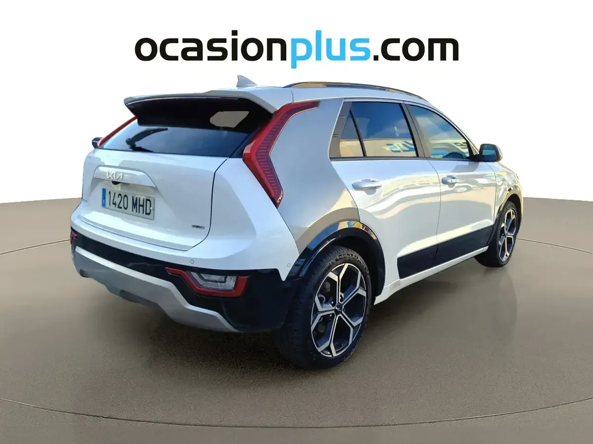 Usado Kia Niro 141 CV (103 kW) 2023 Blanco SUV