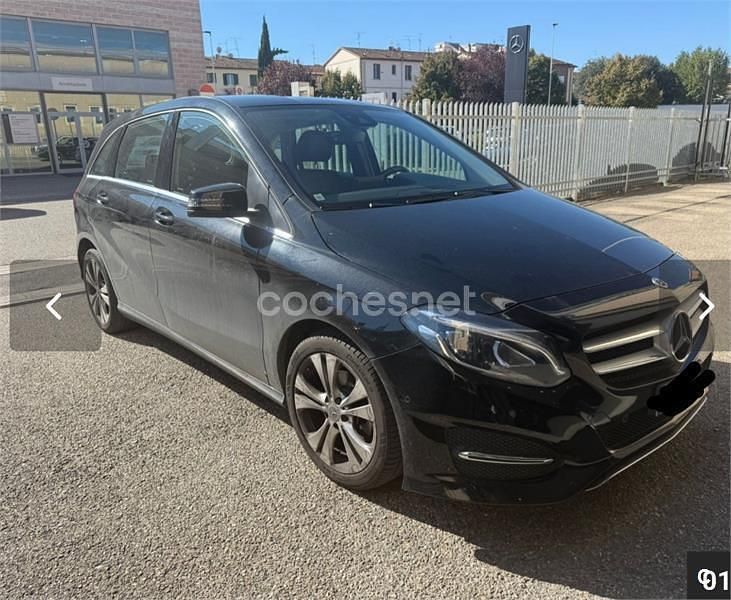 Gris / plata Usado 2018 Mercedes B200 Monovolumen | 14.000 € (Super precio) - Imagen 1/4