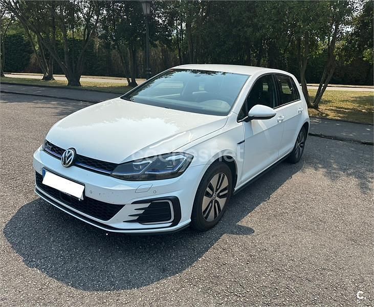 Blanco Usado 2017 VW Golf VII GTE Berlina | 14.990 € (Precio justo) - Imagen 1/4