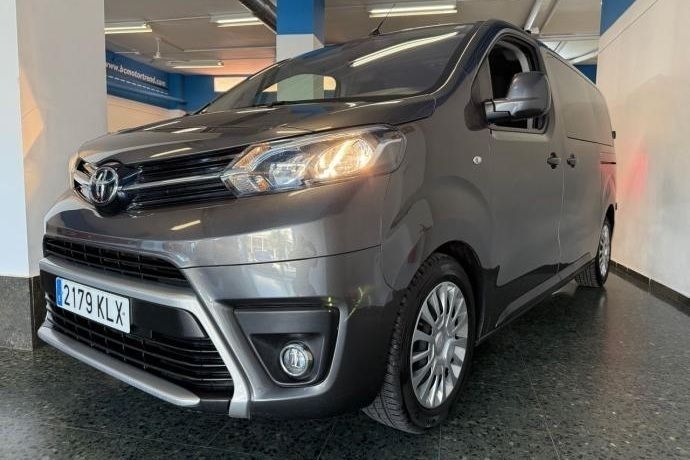 Gris / plata Usado 2018 Toyota Proace Verso Advance Familiar | 28.900 € (Super precio) - Imagen 1/4
