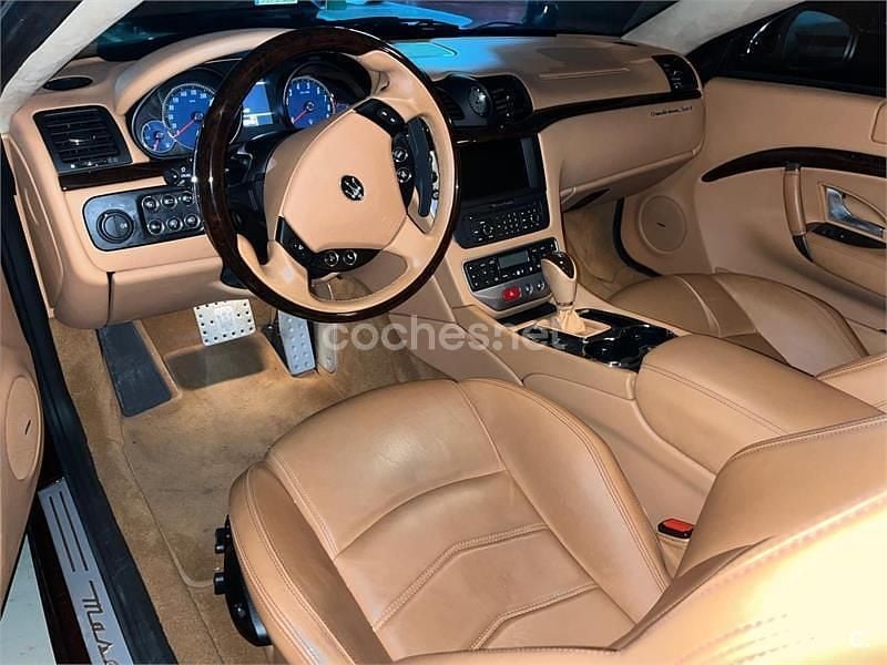 Usado Maserati Granturismo 460 CV (338 kW) 2014 Granate Coupe