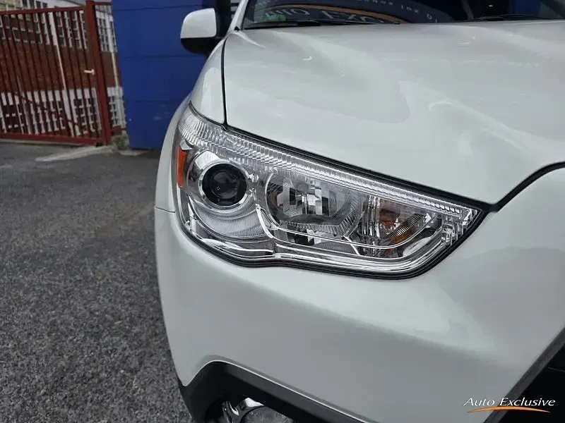 Usado Mitsubishi ASX Motion 117 CV (86 kW) 2012 Blanco SUV